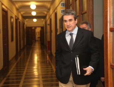 Ο Α.Λοβέρδος για το λαθραίο πλοίο στα Χανιά